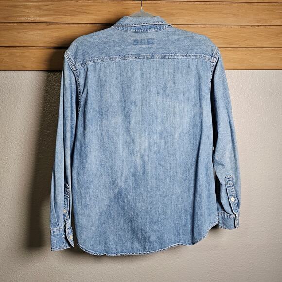 Banana Republic Classic 100% Cotton Denim Button Up Staple Light Wash Medium - Picture 2 of 8